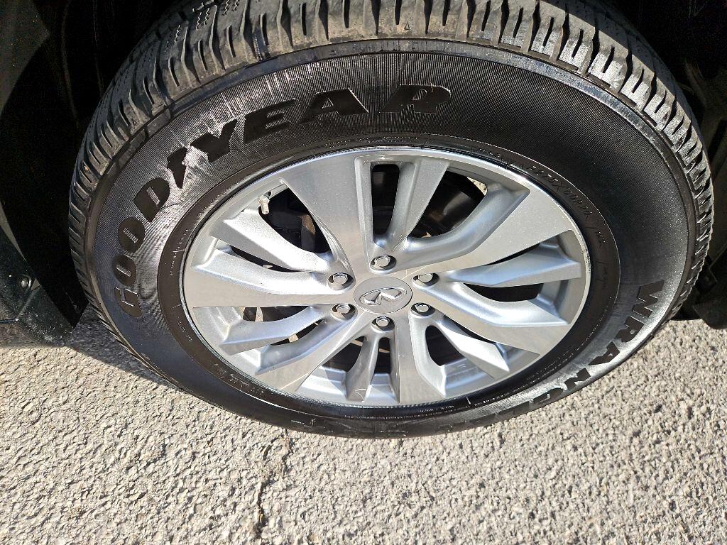 Infiniti QX80 Limited 4WD 2016