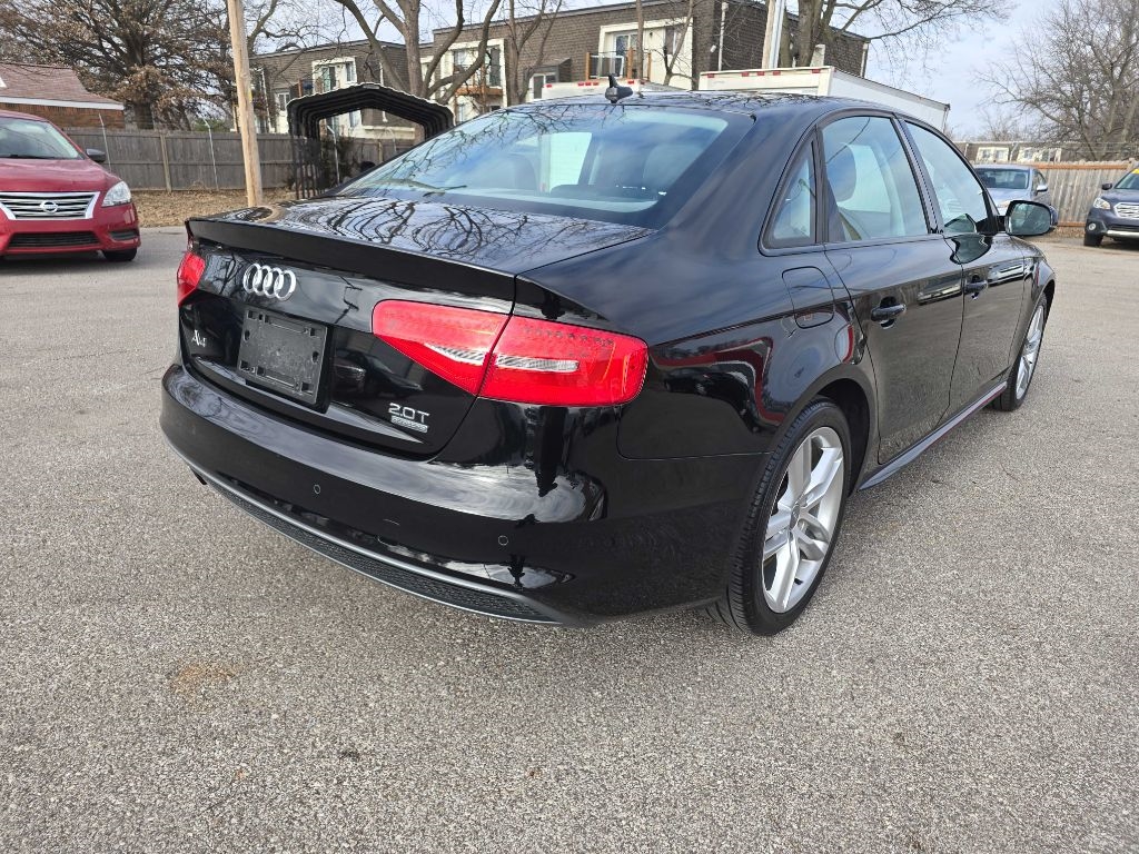 Audi A4 2.0T Premium quattro Sedan AWD 8A 2016