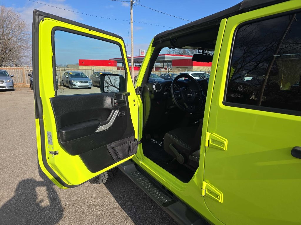 Jeep Wrangler Unlimited Sahara 4WD 2016