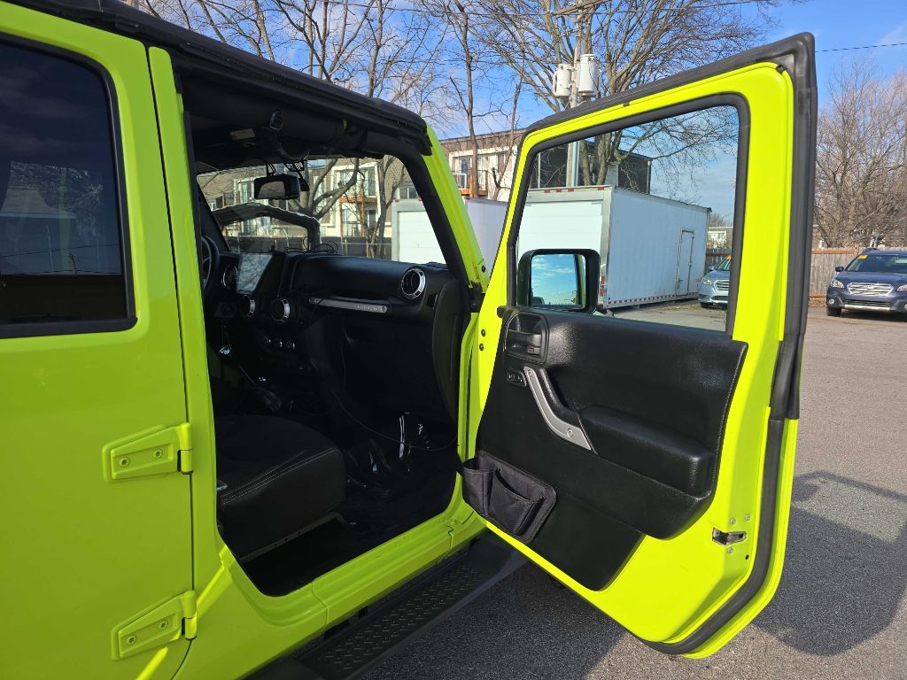 Jeep Wrangler Unlimited Sahara 4WD 2016