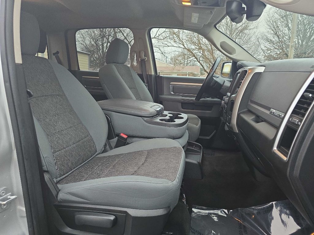 RAM 1500 SLT Crew Cab LWB 4WD 2017