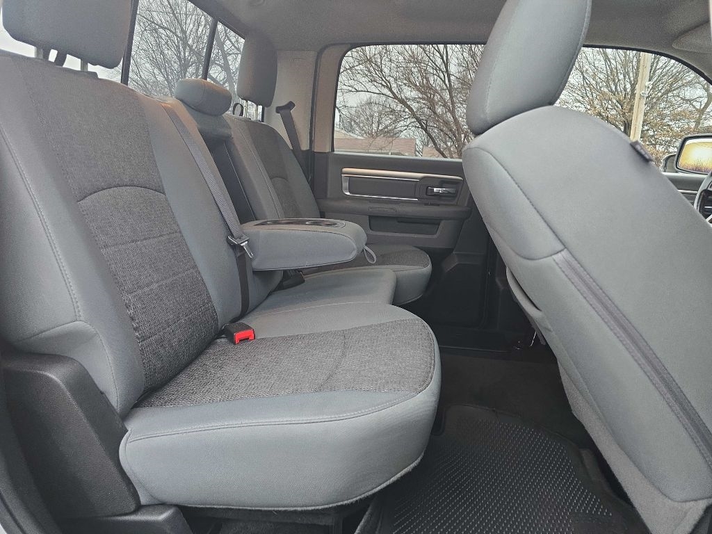 RAM 1500 SLT Crew Cab LWB 4WD 2017