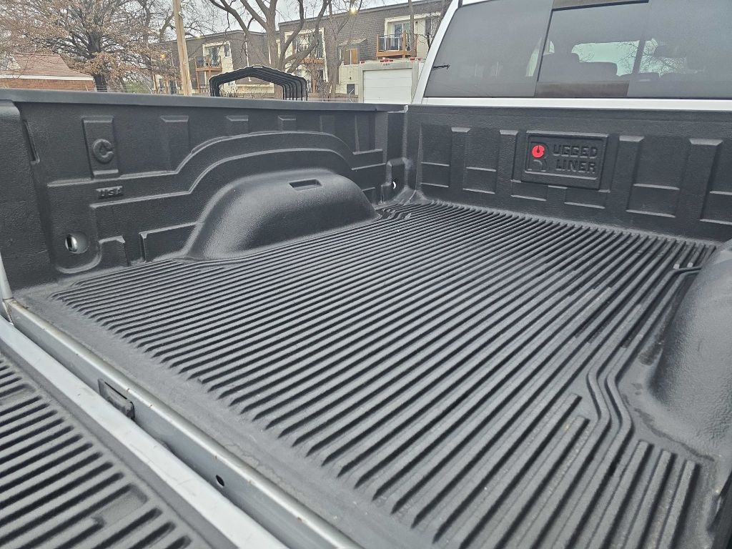 RAM 1500 SLT Crew Cab LWB 4WD 2017