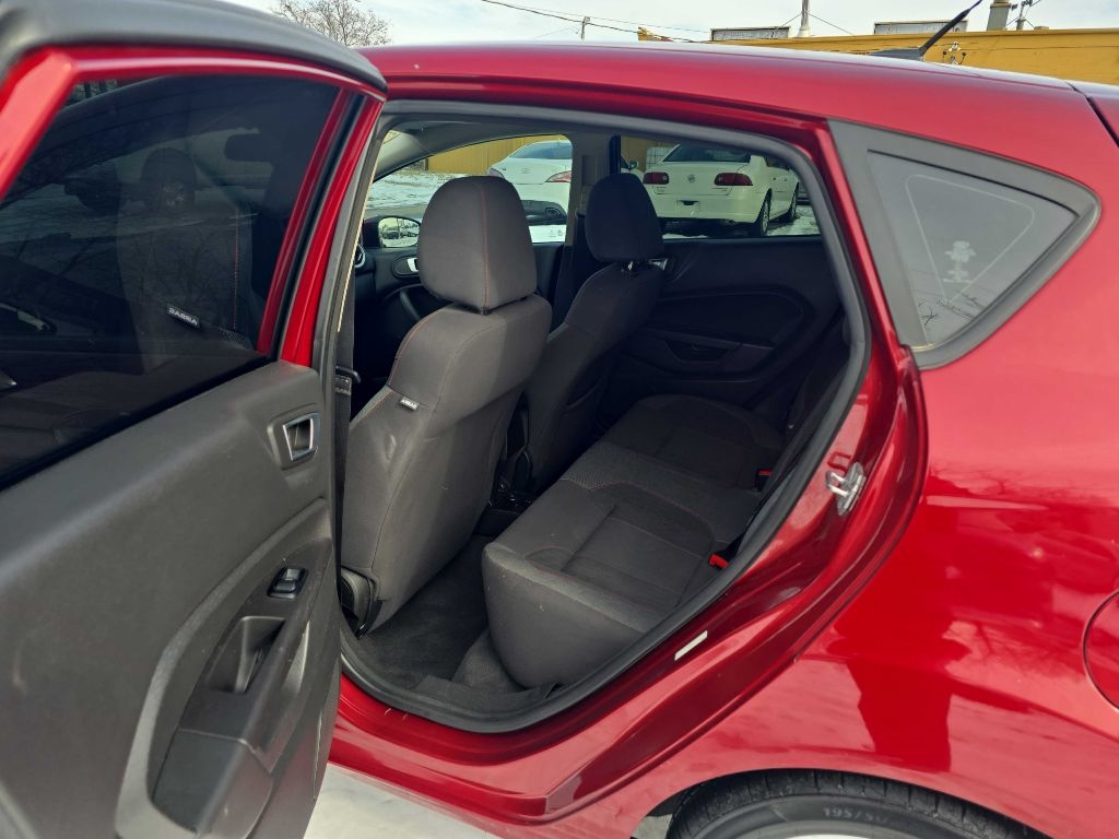 Ford Fiesta SE Hatchback 2014