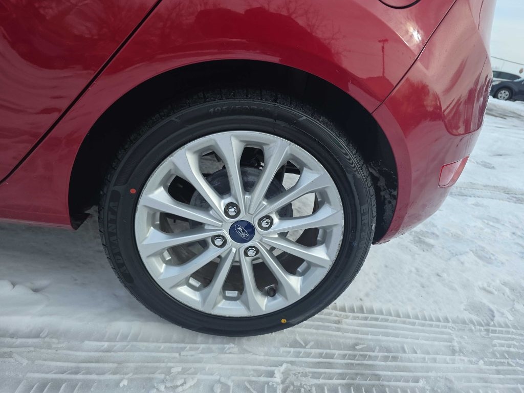 Ford Fiesta SE Hatchback 2014