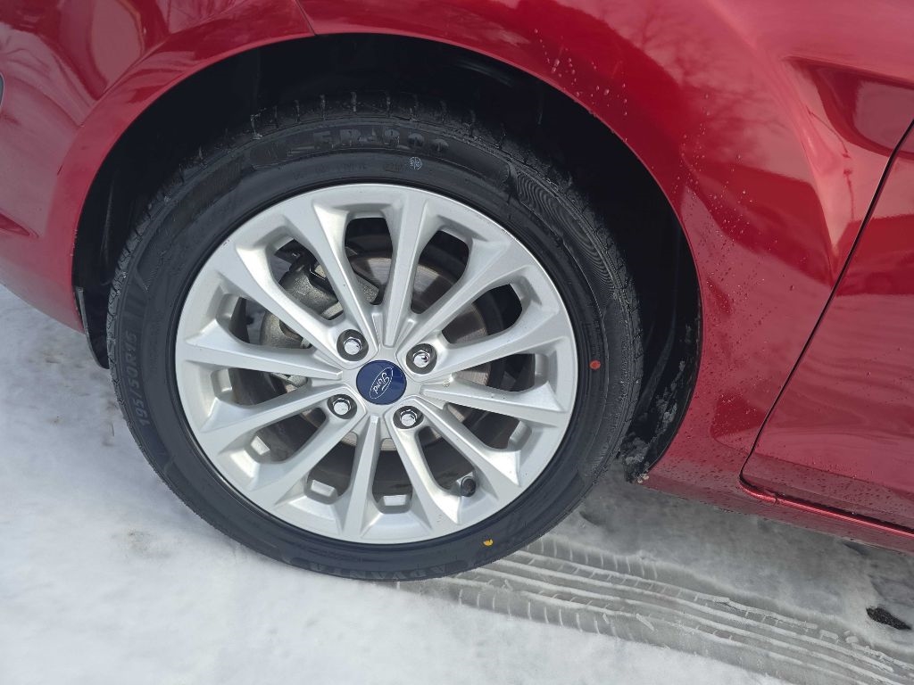 Ford Fiesta SE Hatchback 2014