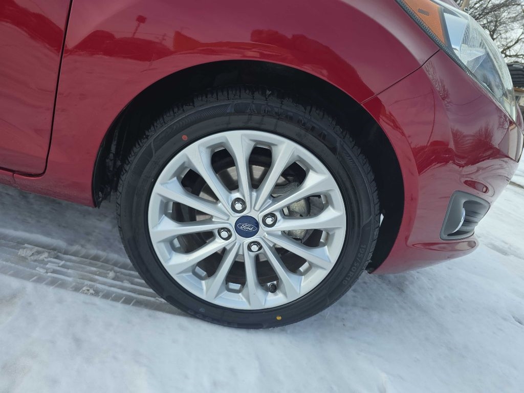 Ford Fiesta SE Hatchback 2014