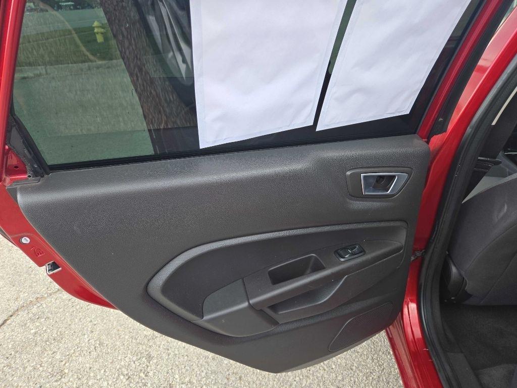 Ford Fiesta SE Hatchback 2014