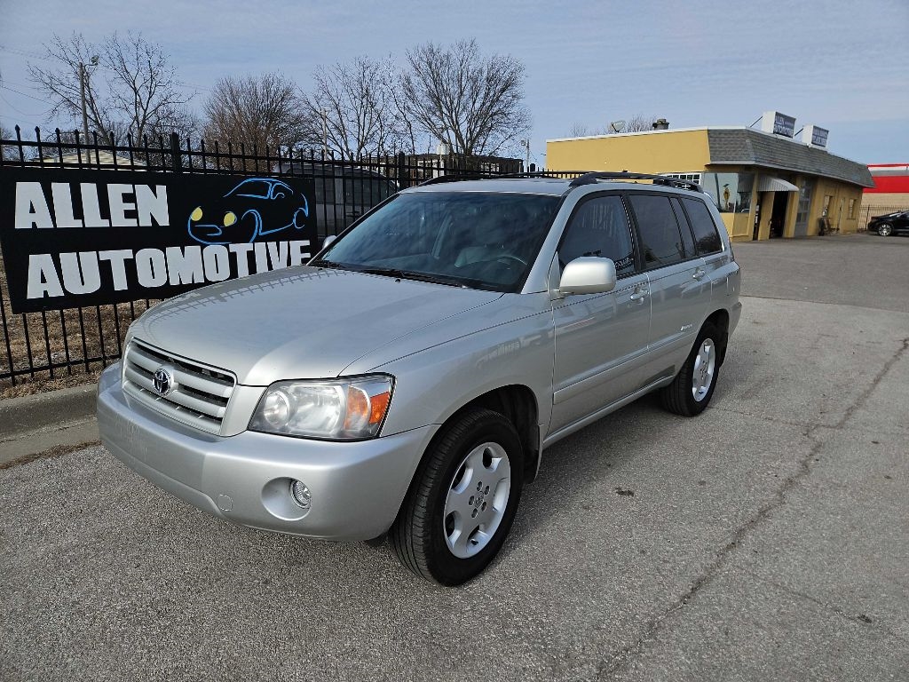 2006 Toyota Highlander V6 2WD with 3rd-Row Seat