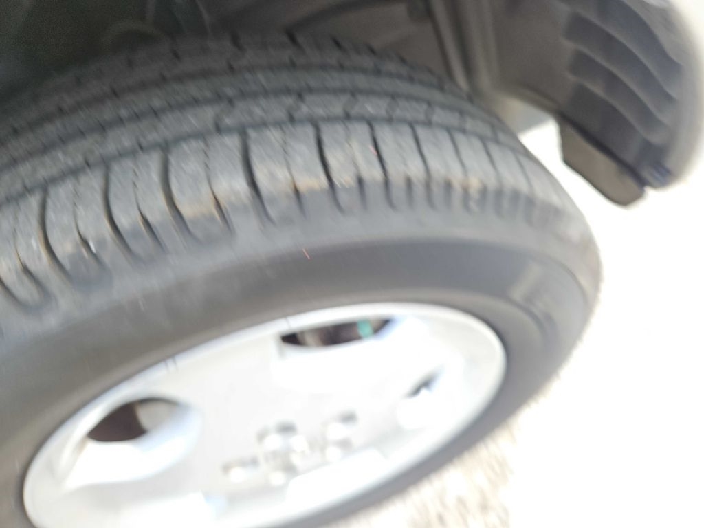 Toyota Highlander V6 2WD with 3rd-Row Seat 2006