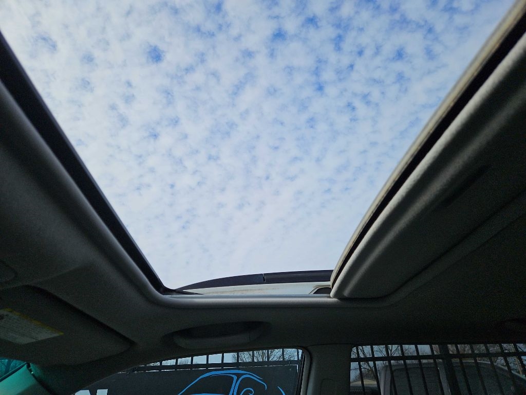 Toyota Highlander V6 2WD with 3rd-Row Seat 2006