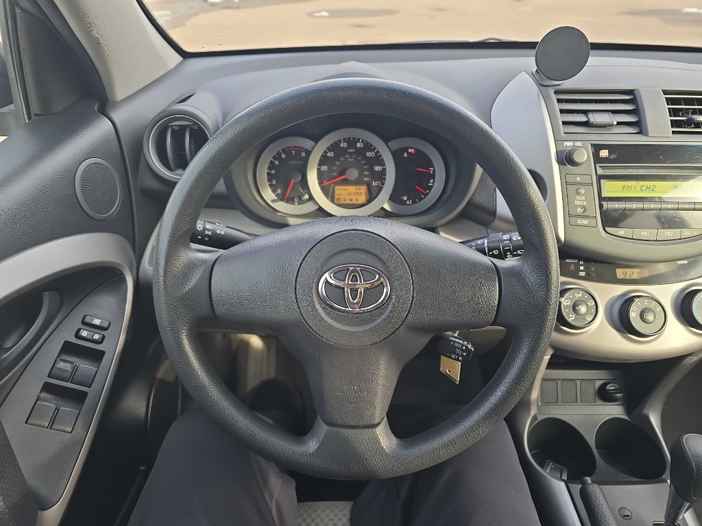 Toyota RAV4 Base I4 2WD 2008