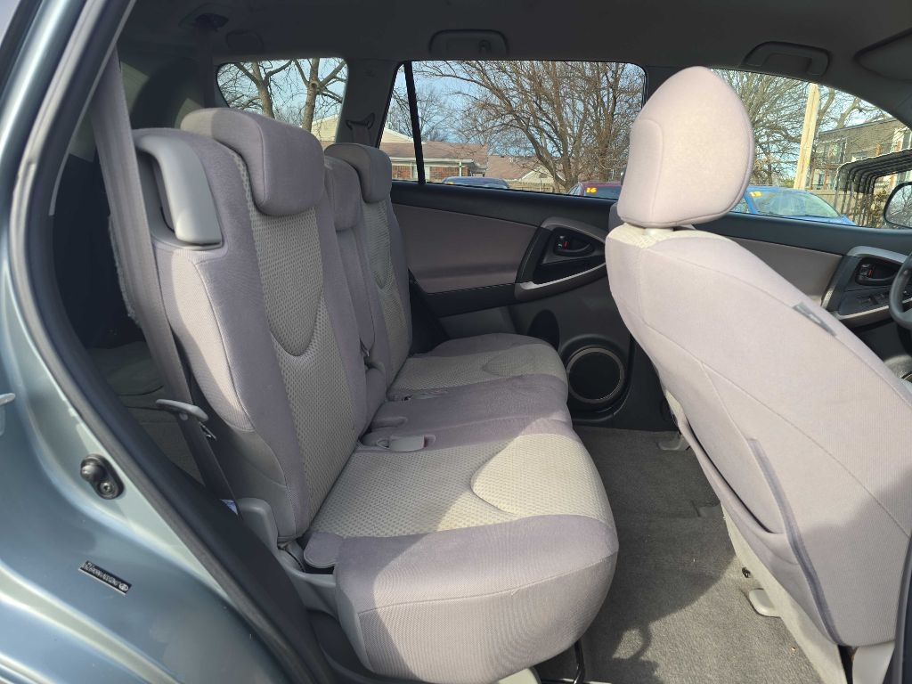 Toyota RAV4 Base I4 2WD 2008