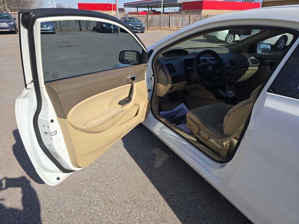 Honda Civic LX Coupe AT 2008