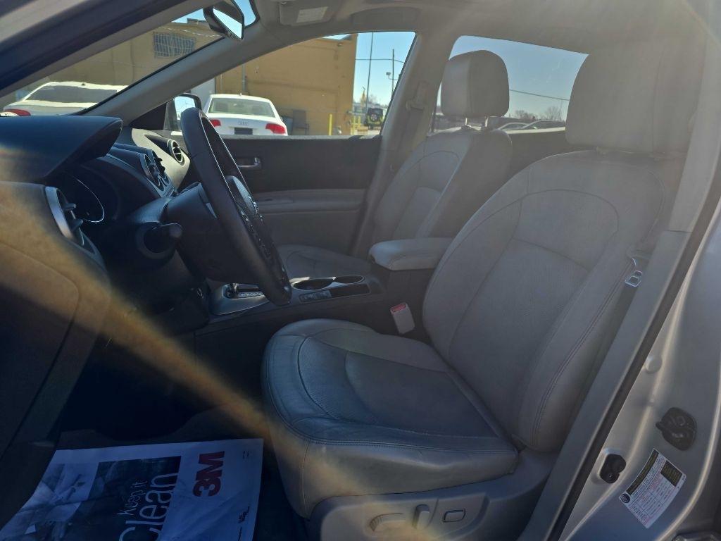 Nissan Rogue S 2WD 2012