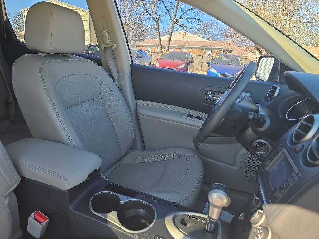 Nissan Rogue S 2WD 2012