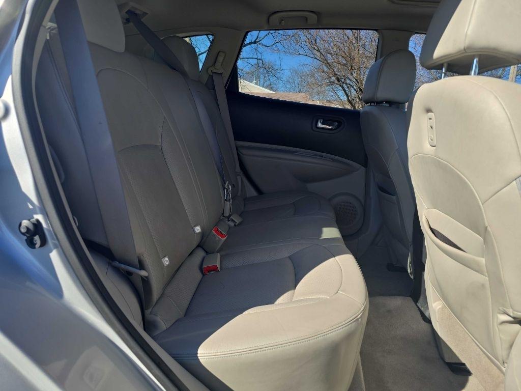 Nissan Rogue S 2WD 2012