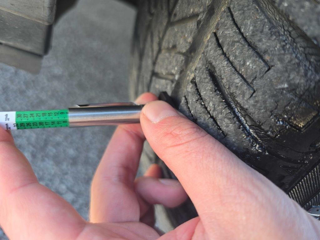 Nissan Rogue S 2WD 2012