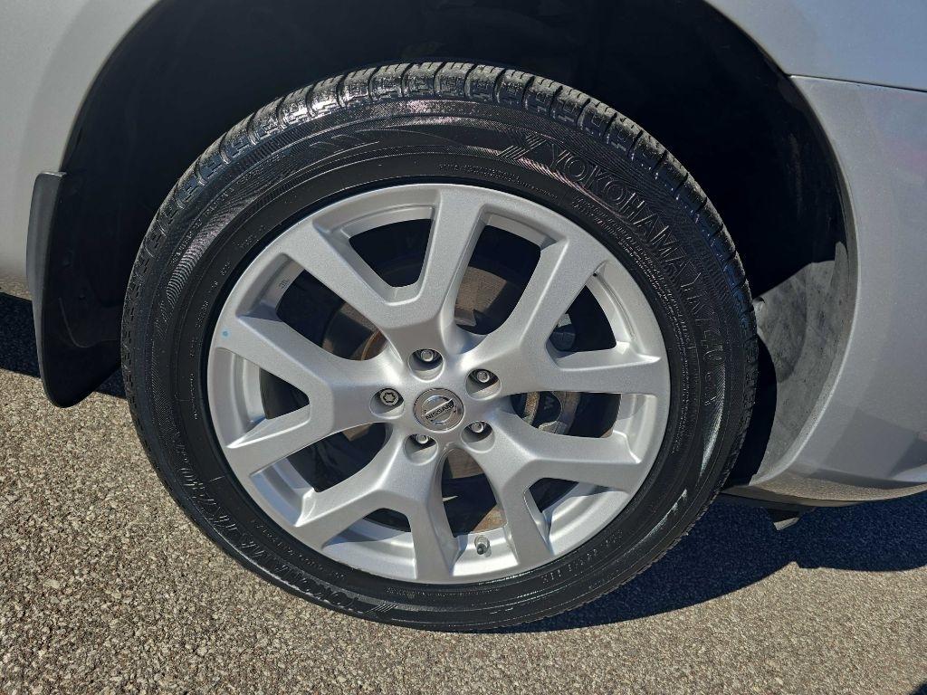 Nissan Rogue S 2WD 2012