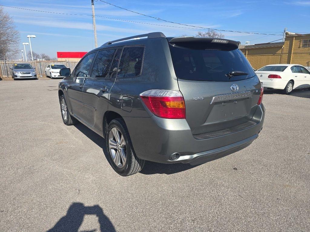 Toyota Highlander Sport 2WD 2009