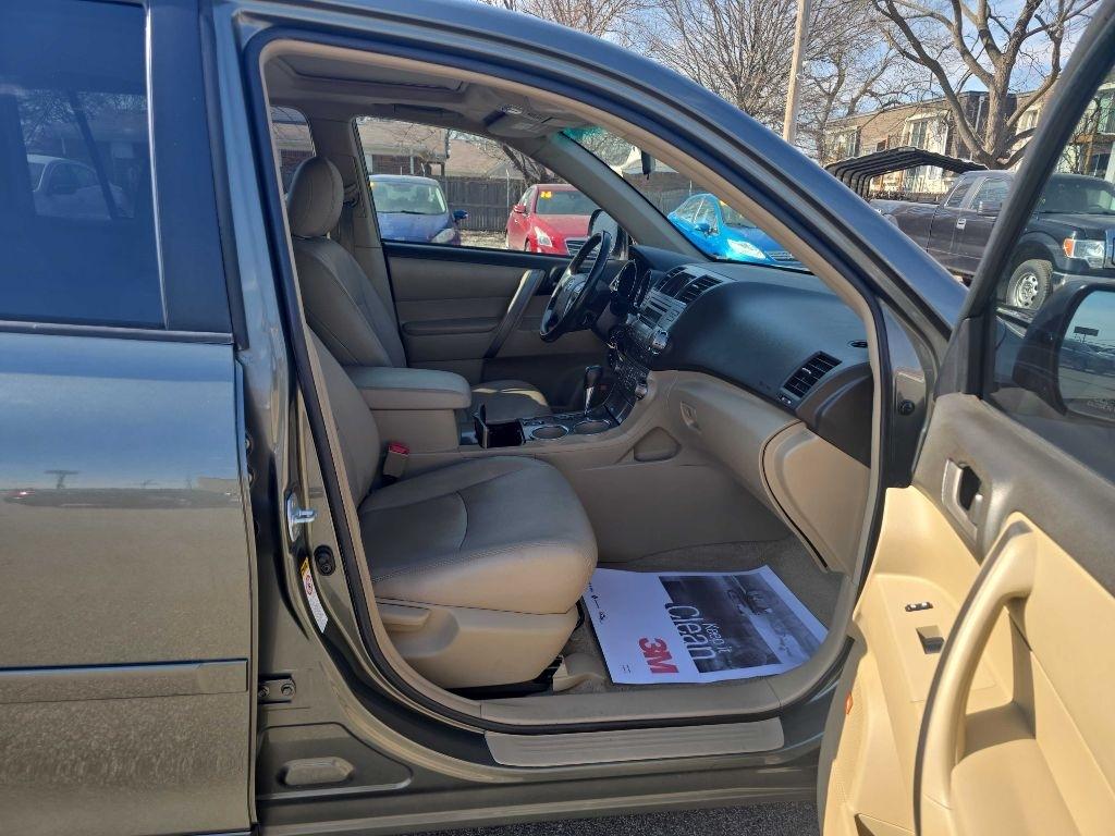 Toyota Highlander Sport 2WD 2009