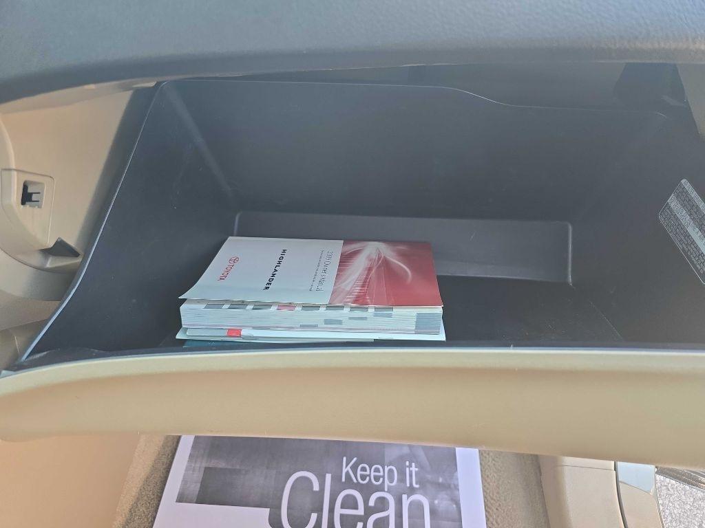 Toyota Highlander Sport 2WD 2009