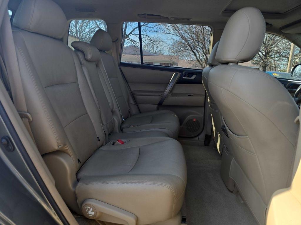 Toyota Highlander Sport 2WD 2009