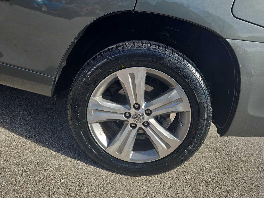 Toyota Highlander Sport 2WD 2009