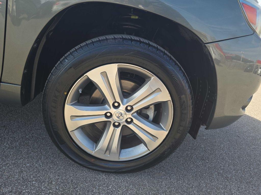 Toyota Highlander Sport 2WD 2009