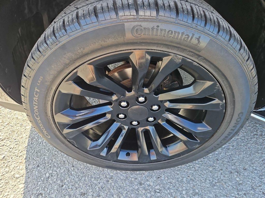 Cadillac Escalade AWD Luxury 2013