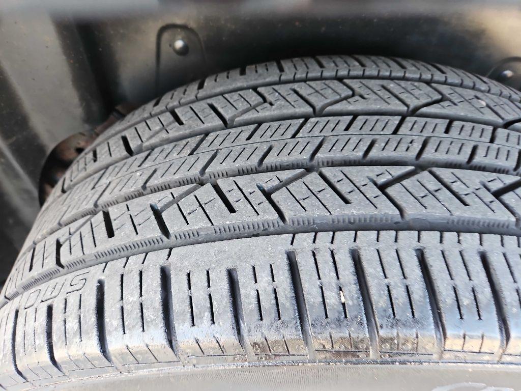 Cadillac Escalade AWD Luxury 2013