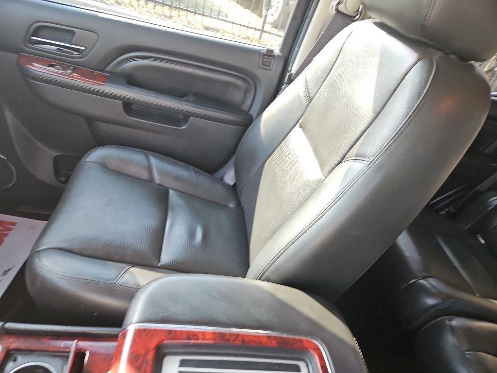 Cadillac Escalade AWD Luxury 2013