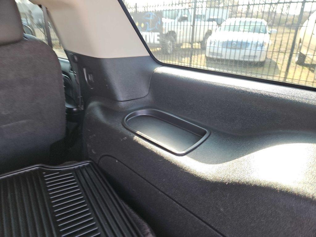 Cadillac Escalade AWD Luxury 2013