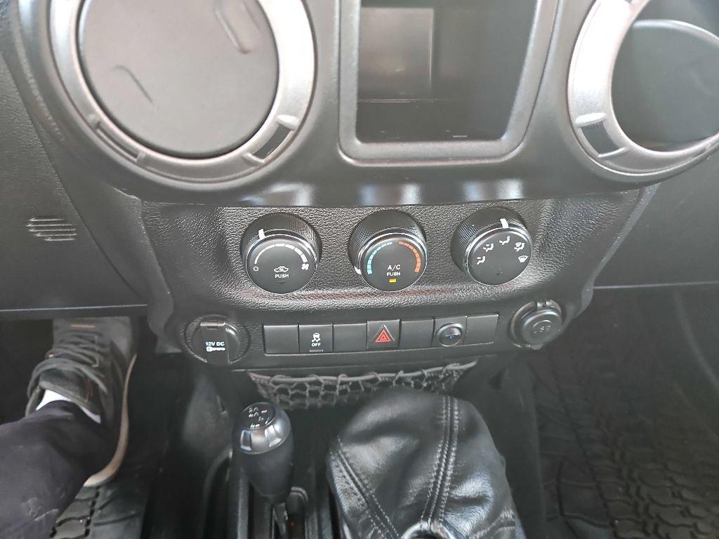 Jeep Wrangler Sport 4WD 2011