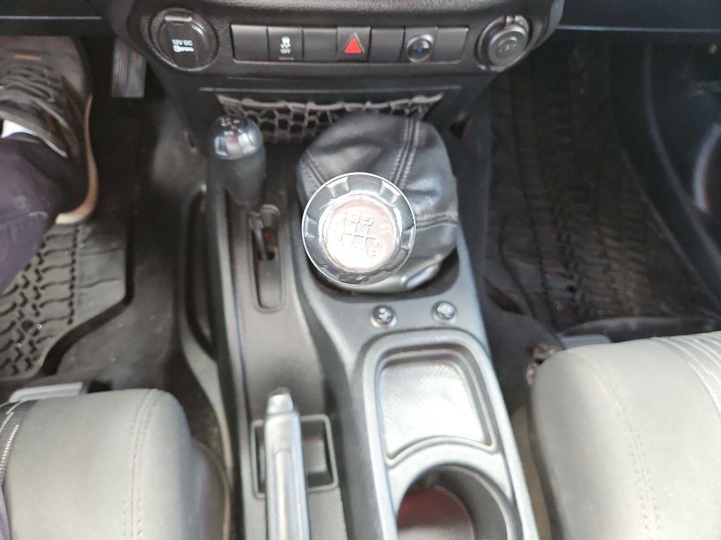 Jeep Wrangler Sport 4WD 2011