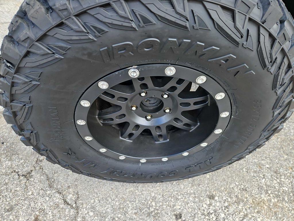 Jeep Wrangler Sport 4WD 2011