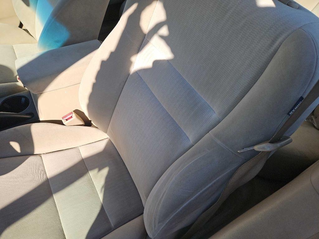 Honda Accord LX sedan AT 2003