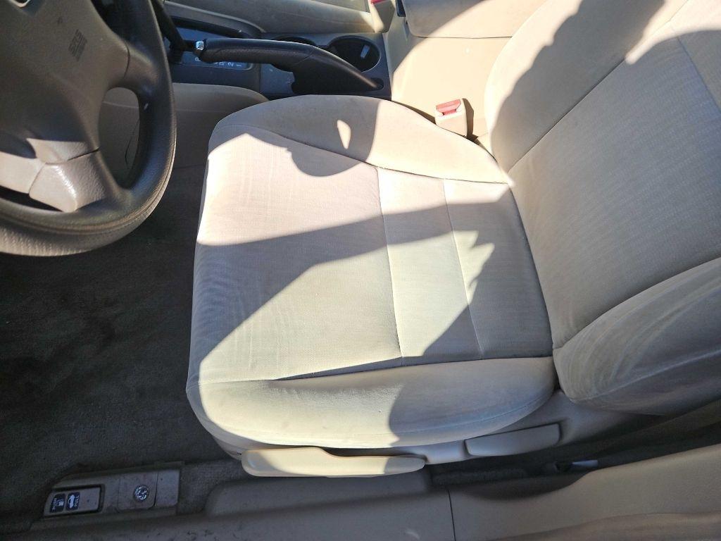 Honda Accord LX sedan AT 2003