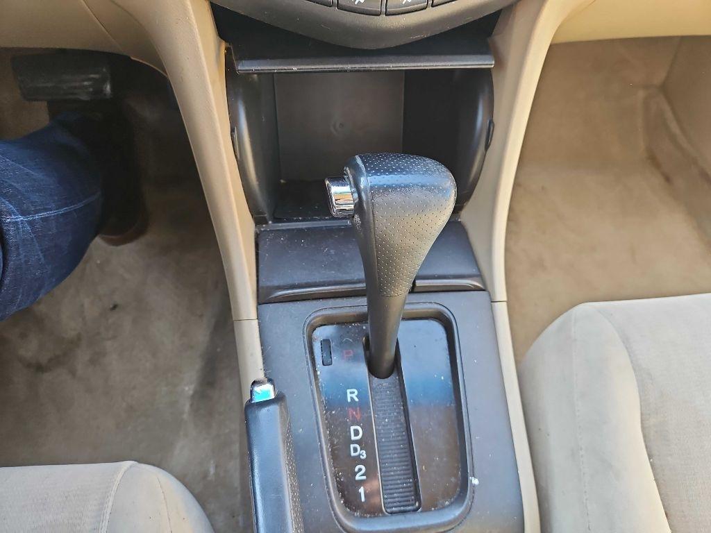 Honda Accord LX sedan AT 2003