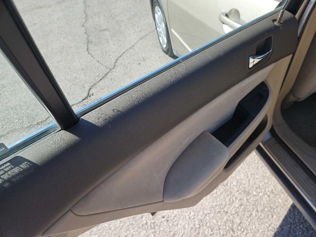 Honda Accord LX sedan AT 2003