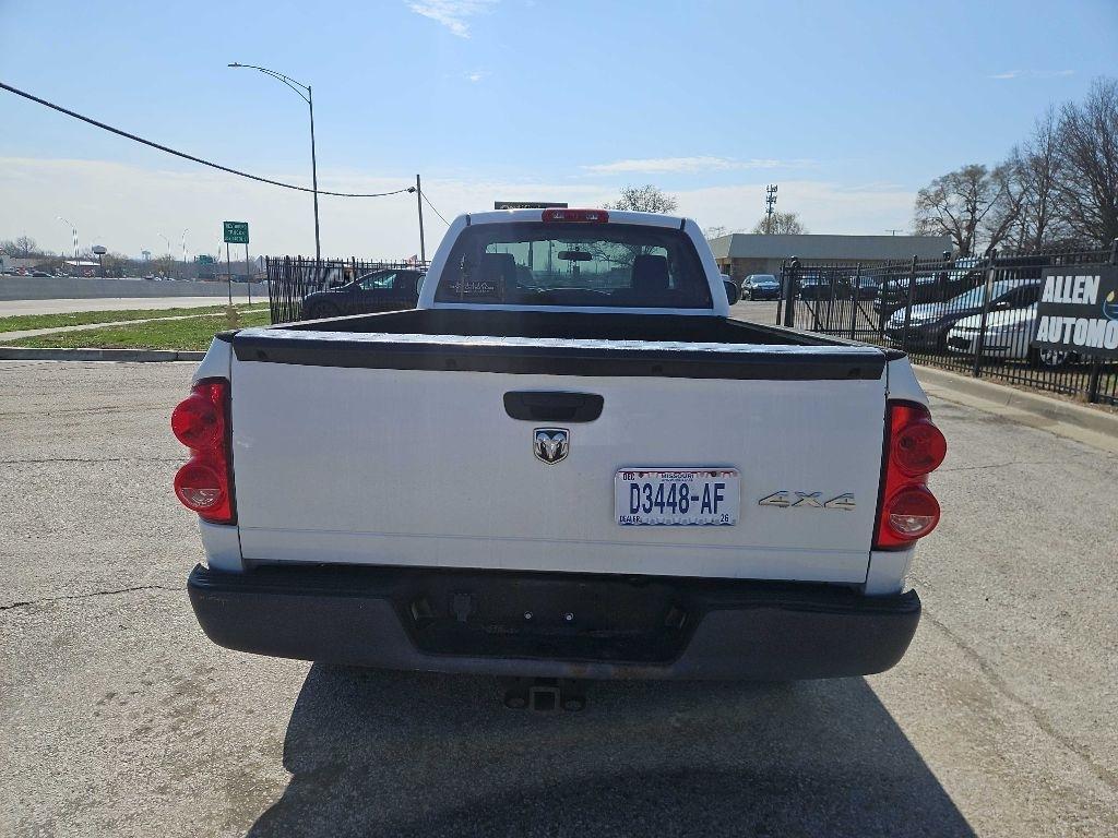 Dodge Ram 1500 ST 4WD 2008