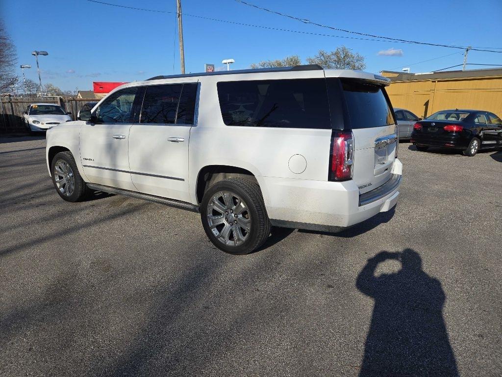GMC Yukon XL Denali 4WD 2016