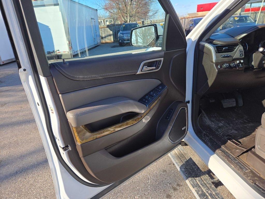 GMC Yukon XL Denali 4WD 2016