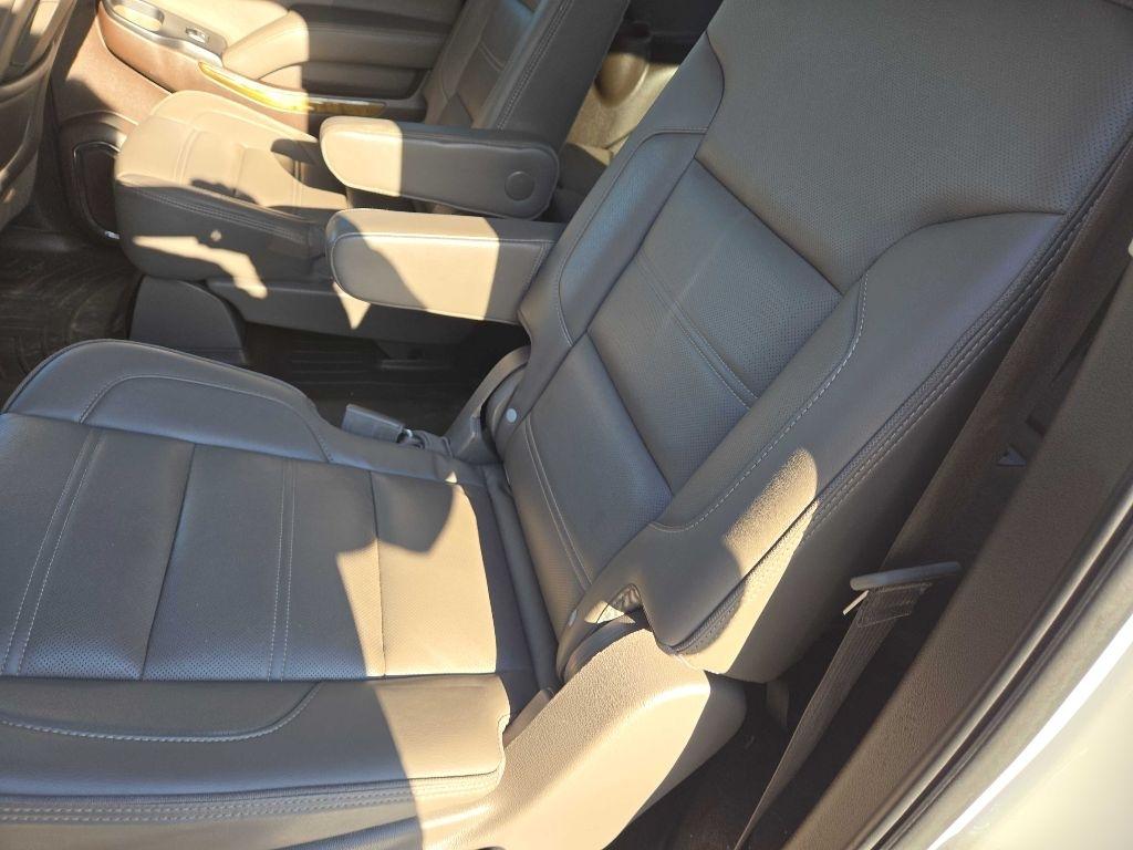 GMC Yukon XL Denali 4WD 2016