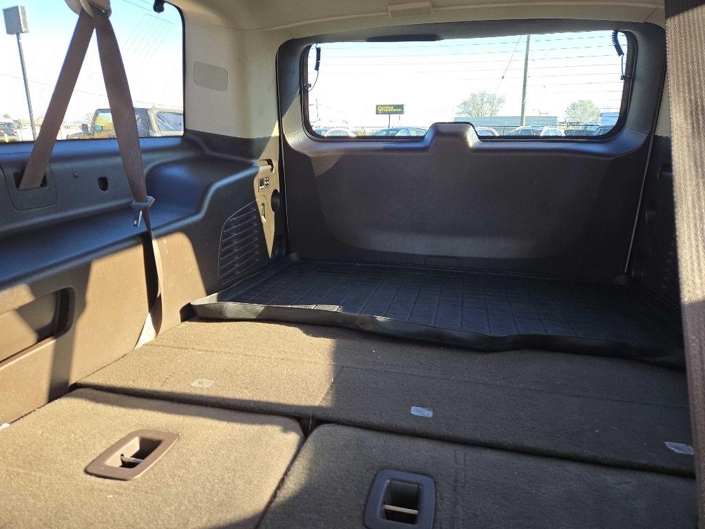 GMC Yukon XL Denali 4WD 2016