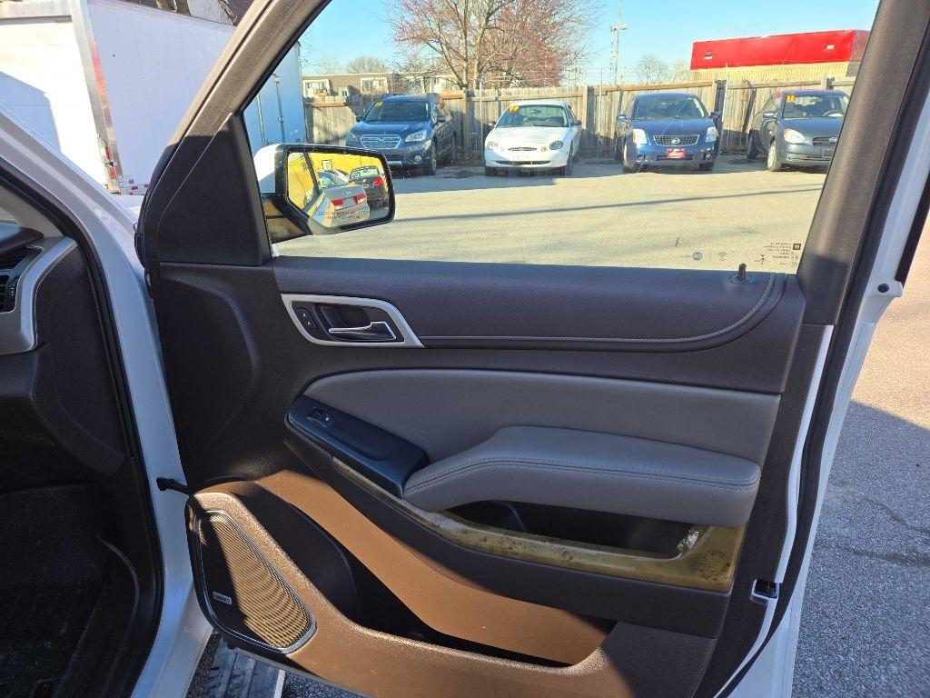 GMC Yukon XL Denali 4WD 2016