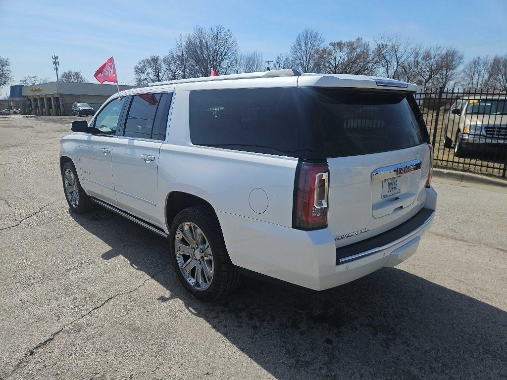 GMC Yukon XL Denali 4WD 2016