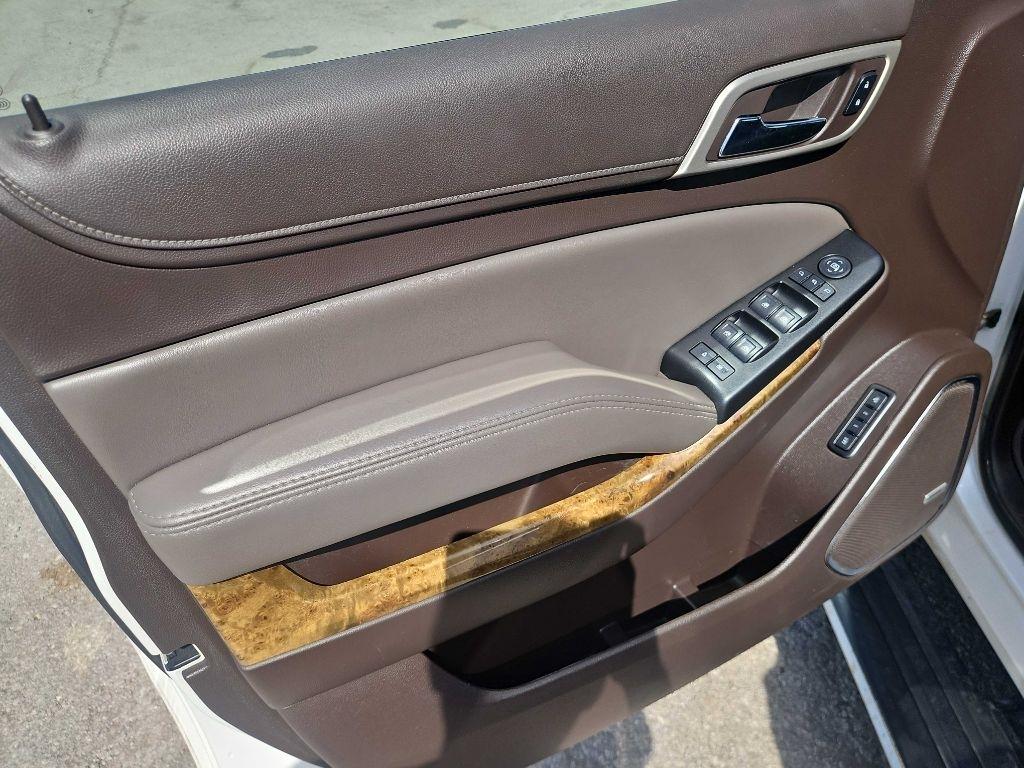 GMC Yukon XL Denali 4WD 2016