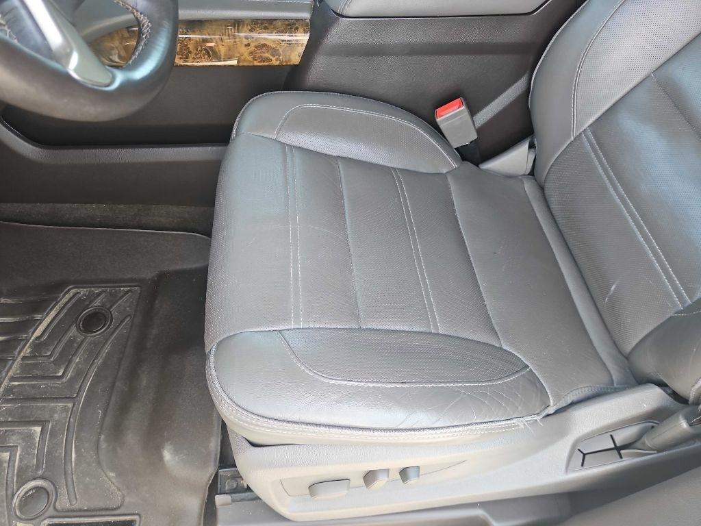 GMC Yukon XL Denali 4WD 2016