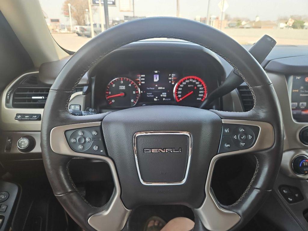 GMC Yukon XL Denali 4WD 2016